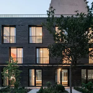 Deskopolitan House Parijs