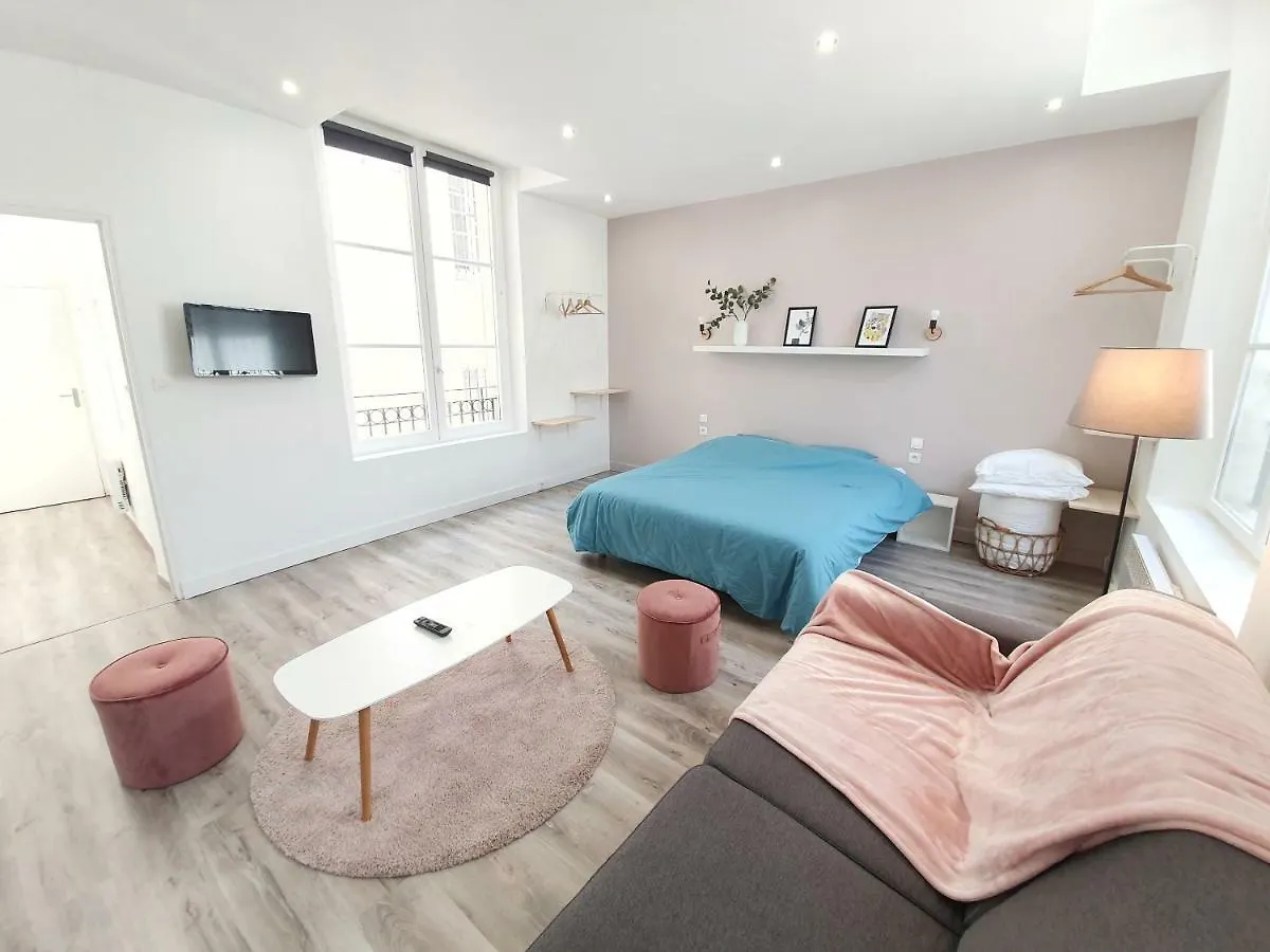 ** Aparthotel Home Sweet Home Paris France