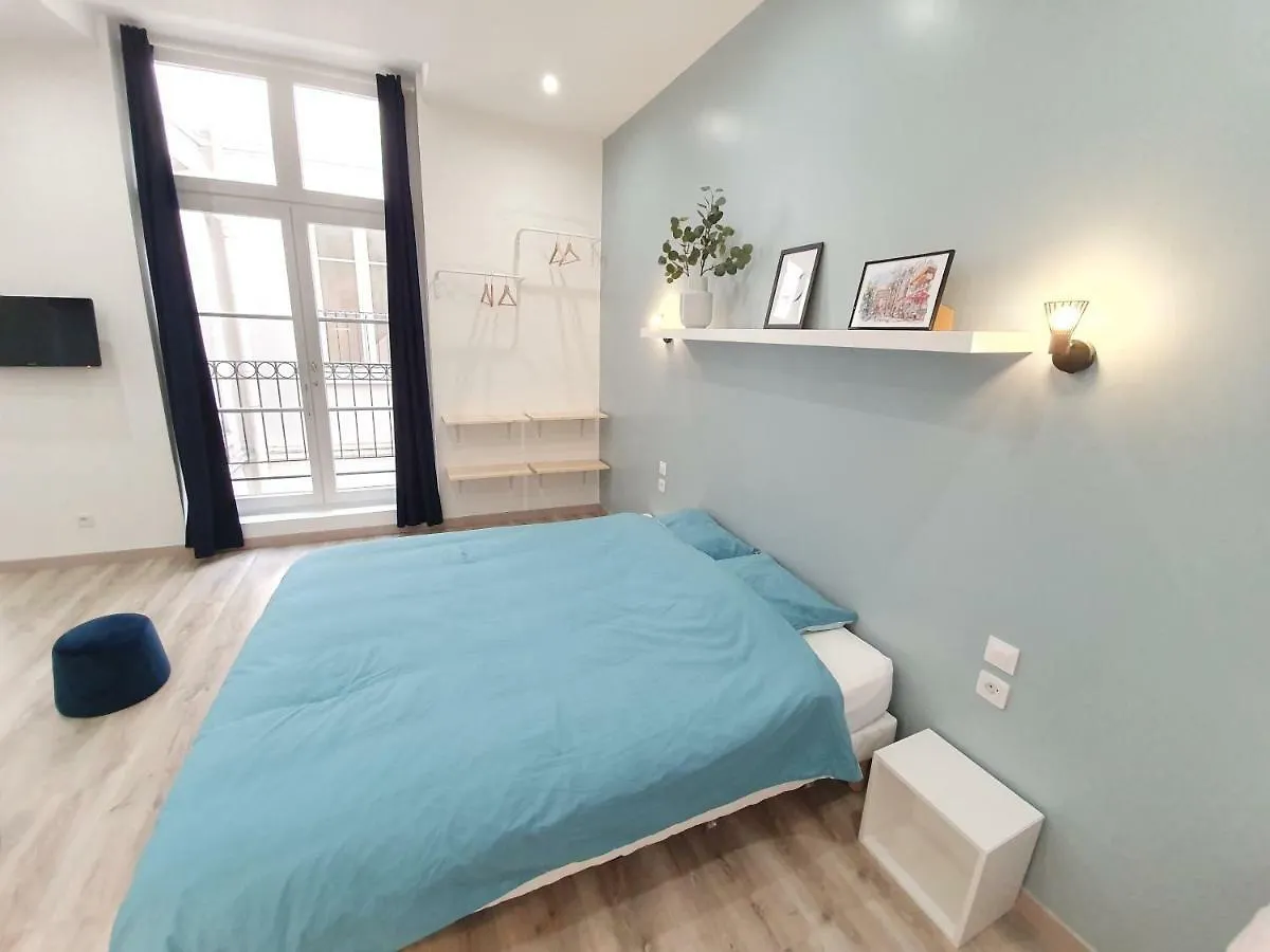 Home Sweet Home 파리 2*,